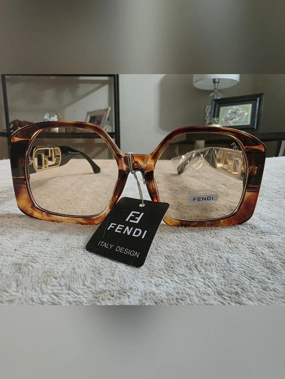 Fashion Women's Brown Tortoiseshell Square Sunglasses